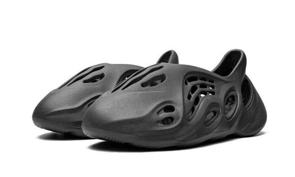 Yeezy Foam RNR Onyx